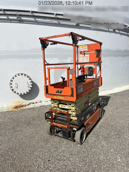 2021 JLG ES1932