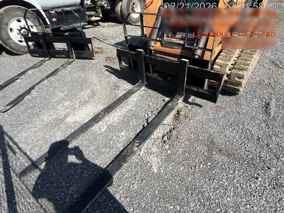 2026 ARROW MATERIAL HANDLING 72" Pallet Forks - Arrow
