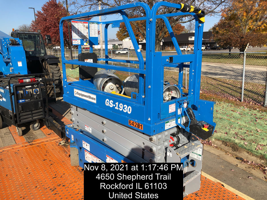 2020 Genie GS-1930 Solid Non Marking Tires, Beacon, Folding rails with half height swing gate