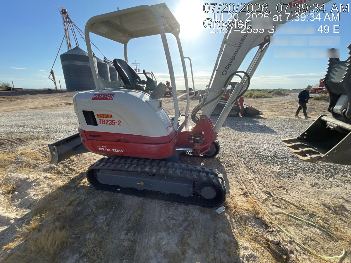 2025 TAKEUCHI TB235-2R