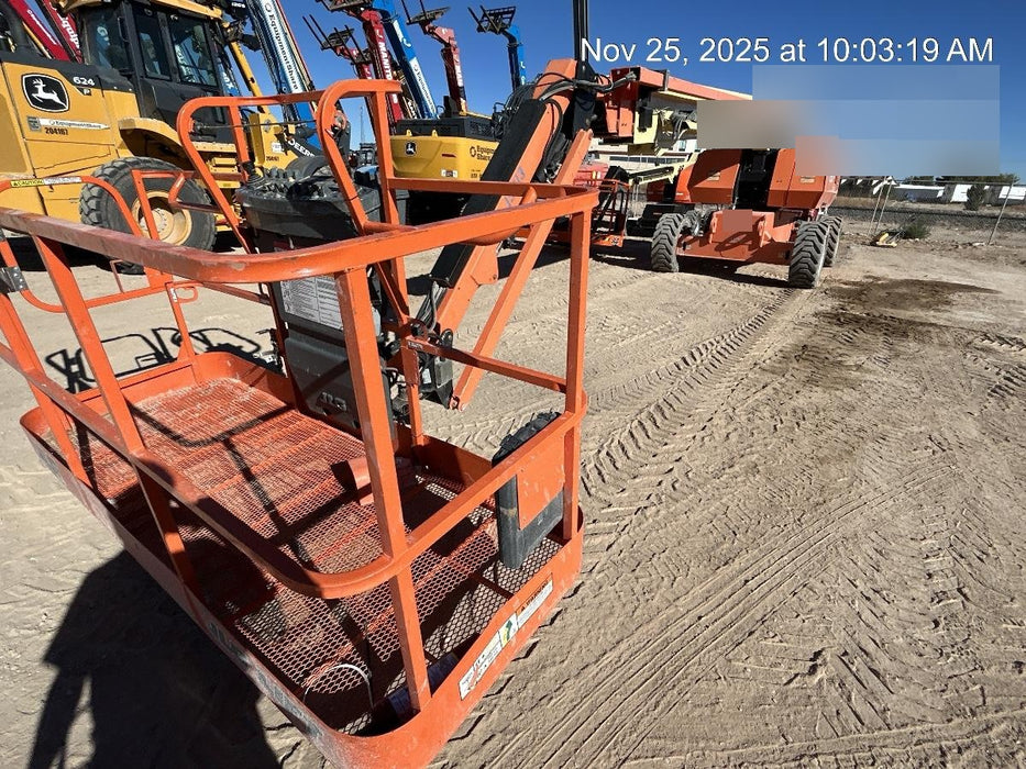 2018 JLG 860SJ