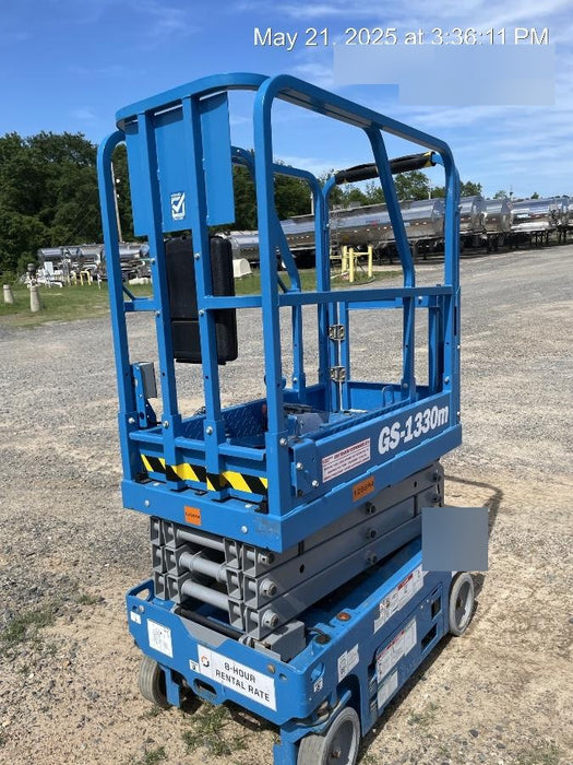 2021 GENIE GS-1330m