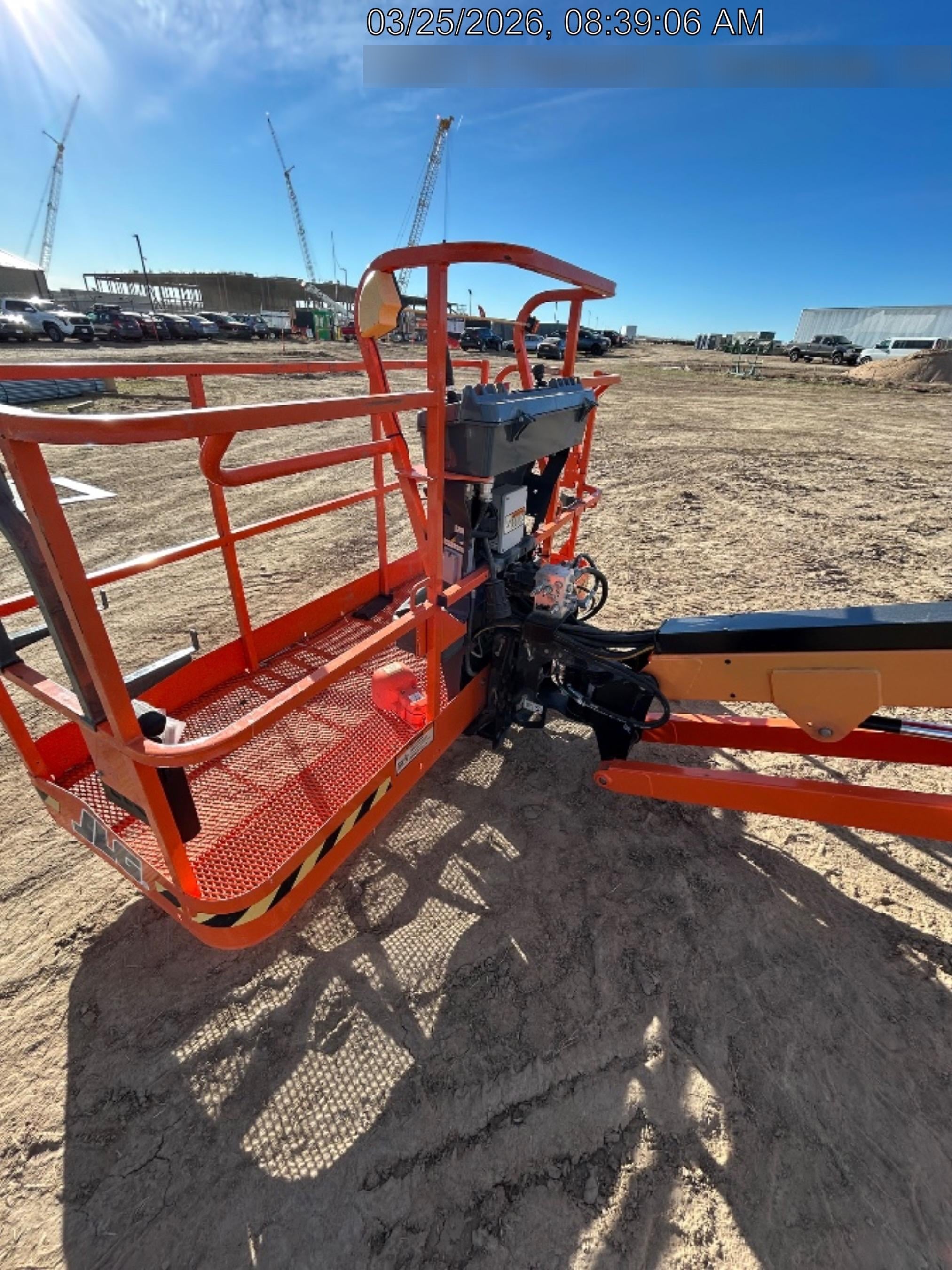 2023 JLG 660SJ