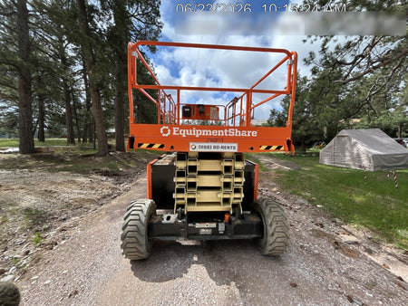 2023 JLG RT4394