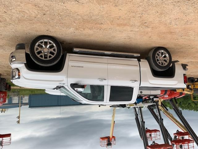 2018 GMC Sierra 1500 Premium 5.3L V8 Sierra 1500 SLT Crew Cab 4WD