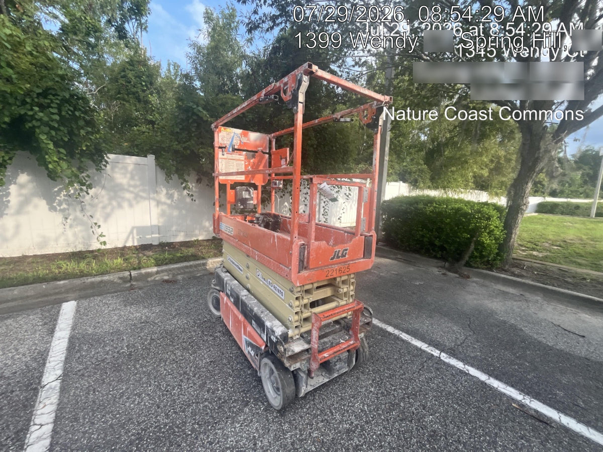 2022 JLG ES1932