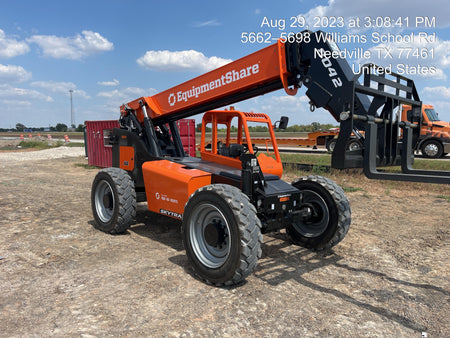 2023 SKYTRAK 8042