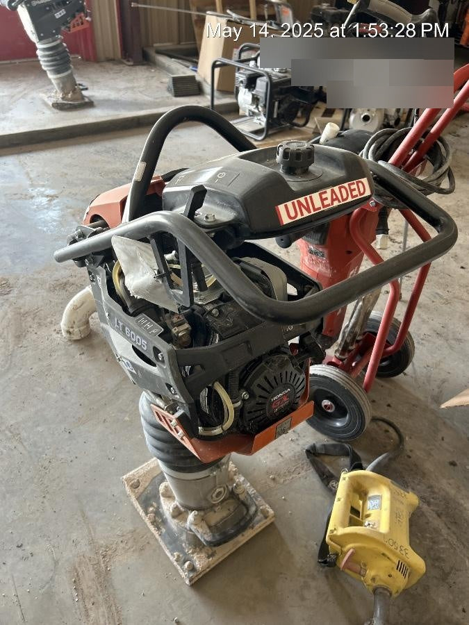 2025 HUSQVARNA LT6005