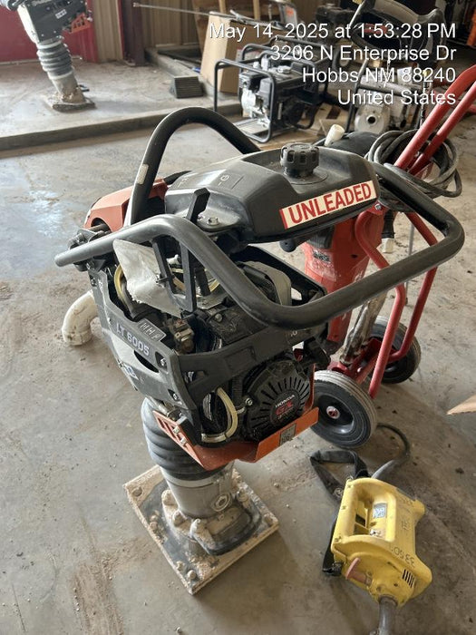 2025 HUSQVARNA LT6005