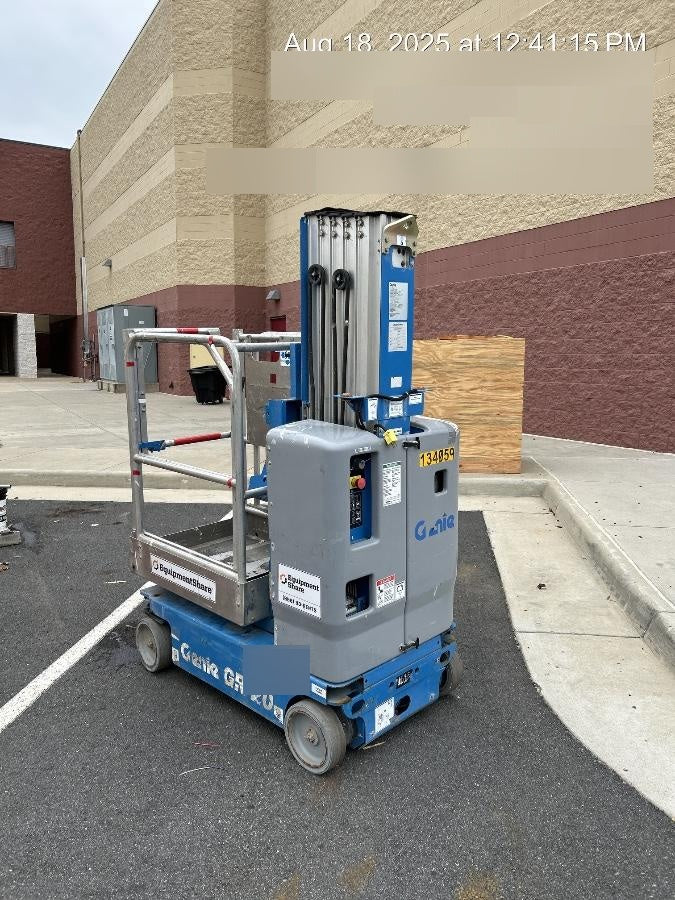 2021 GENIE GR-20