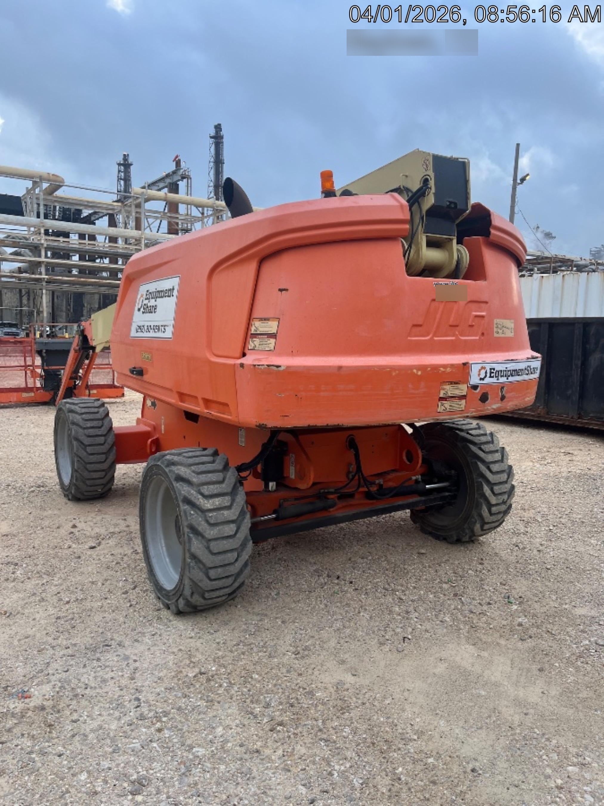 2019 JLG 660SJ