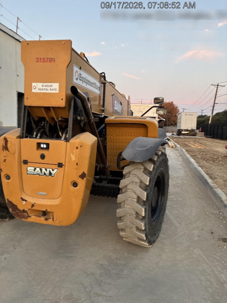 2023 SANY STH1056