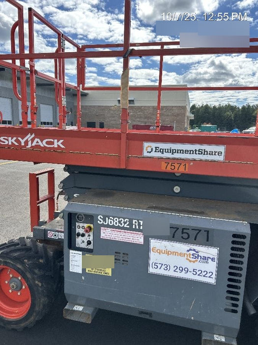 2018 SKYJACK SJ6832 RT