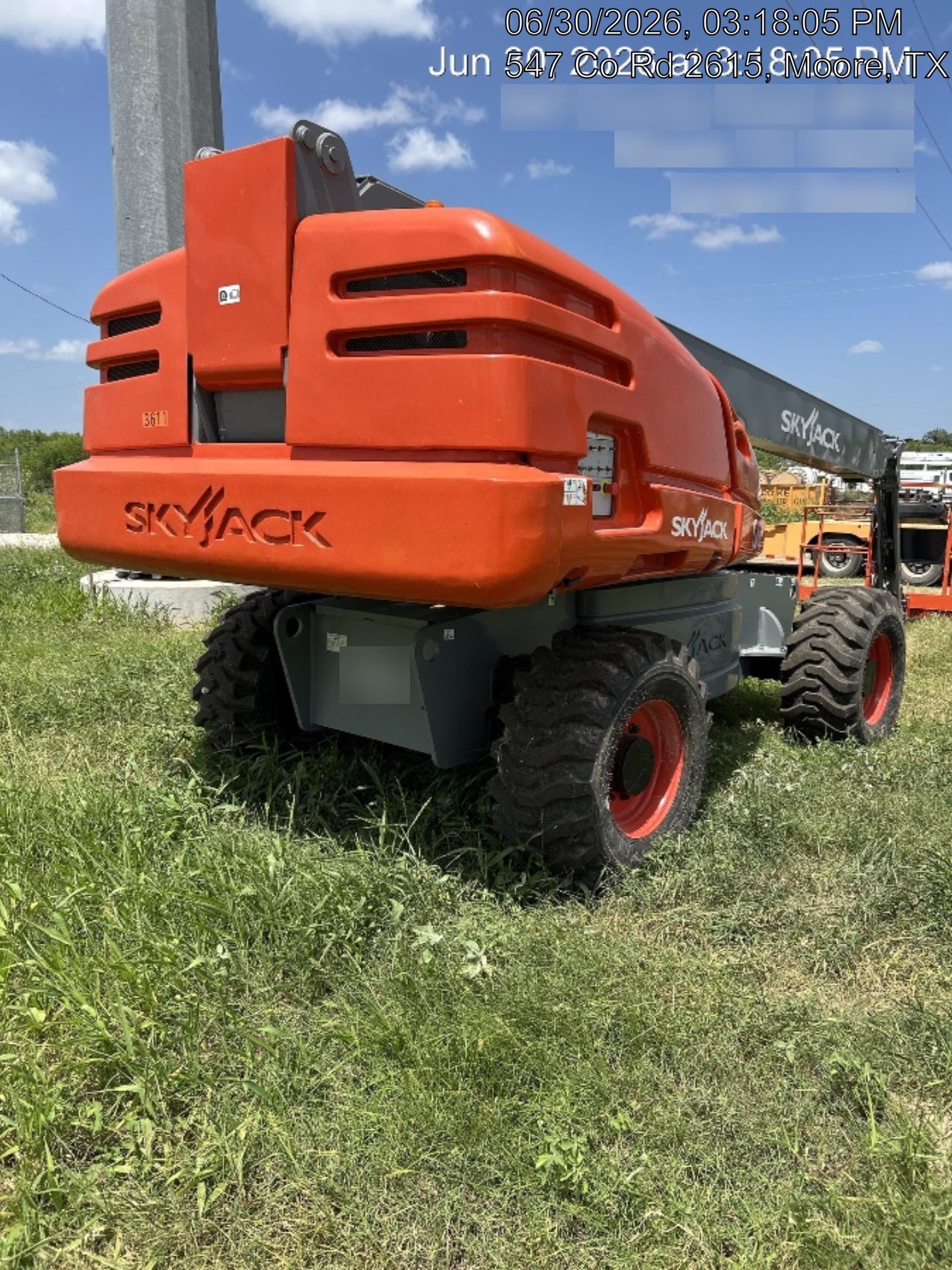 2017 SKYJACK SJ66T