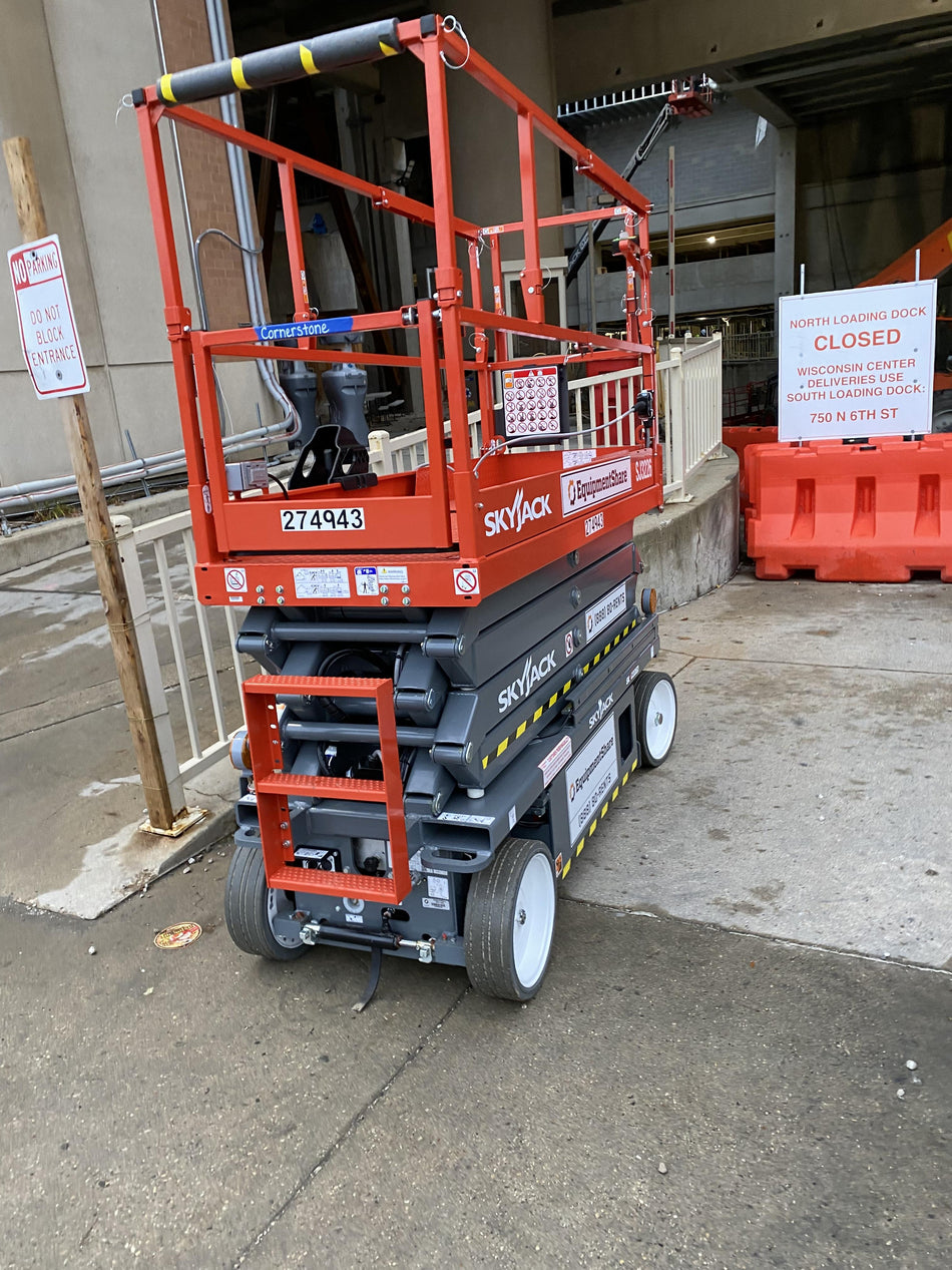 2023 SKYJACK SJ3226