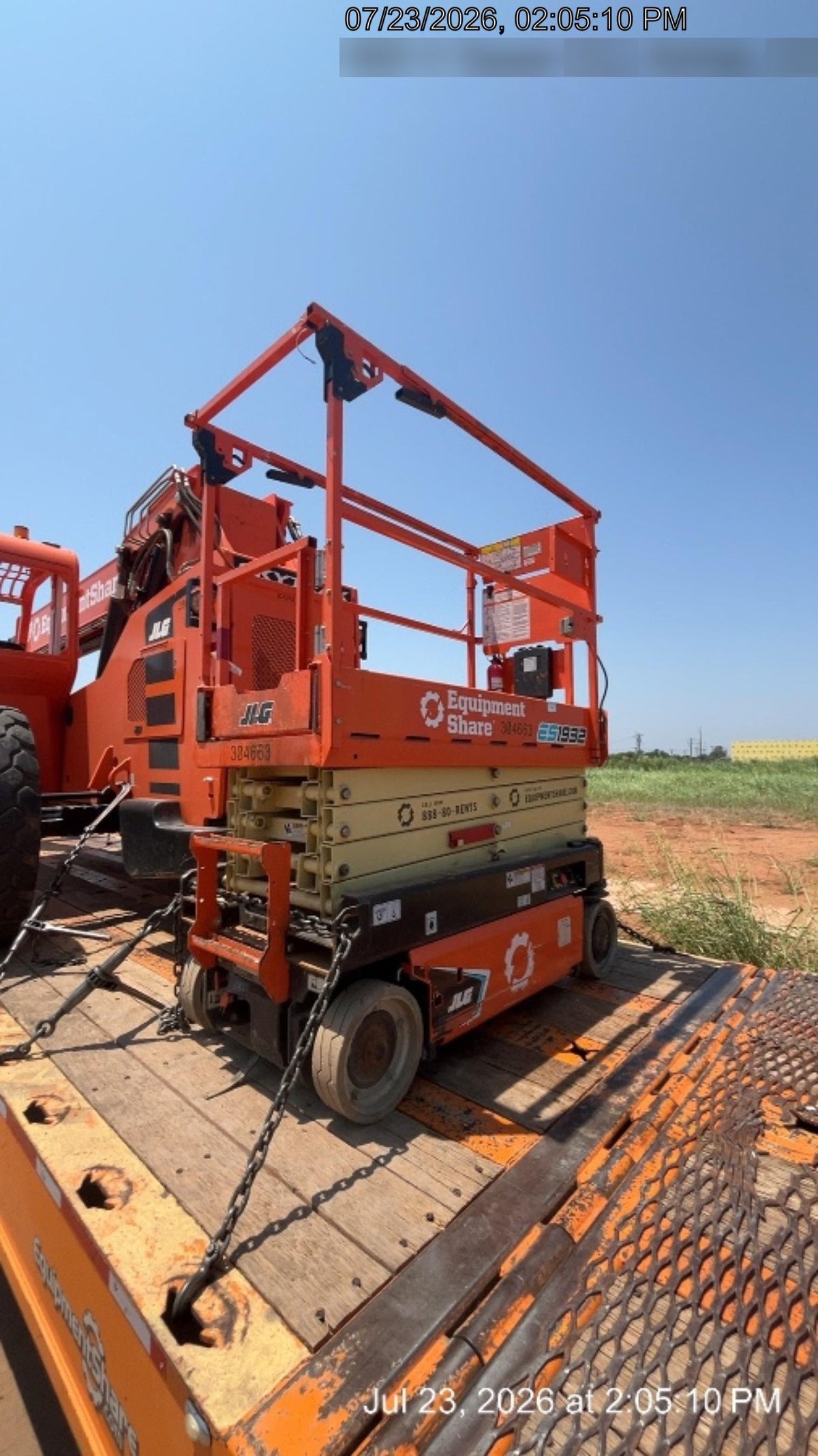 2023 JLG ES1932