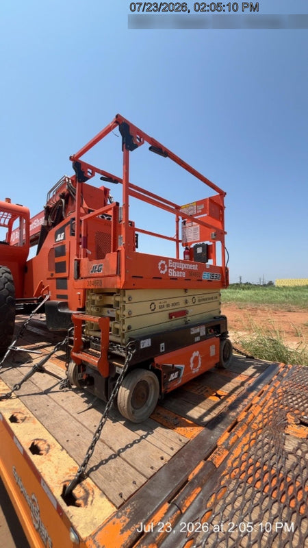 2023 JLG ES1932