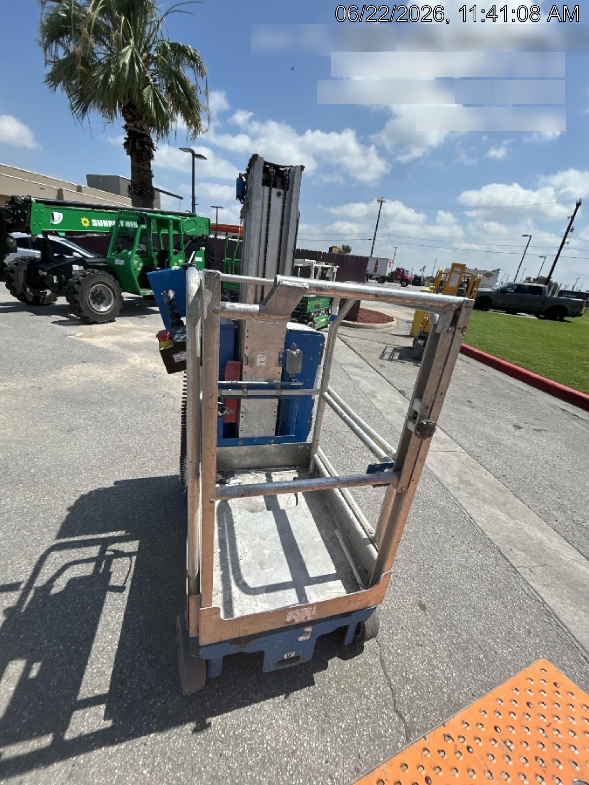 2019 GENIE GR-20