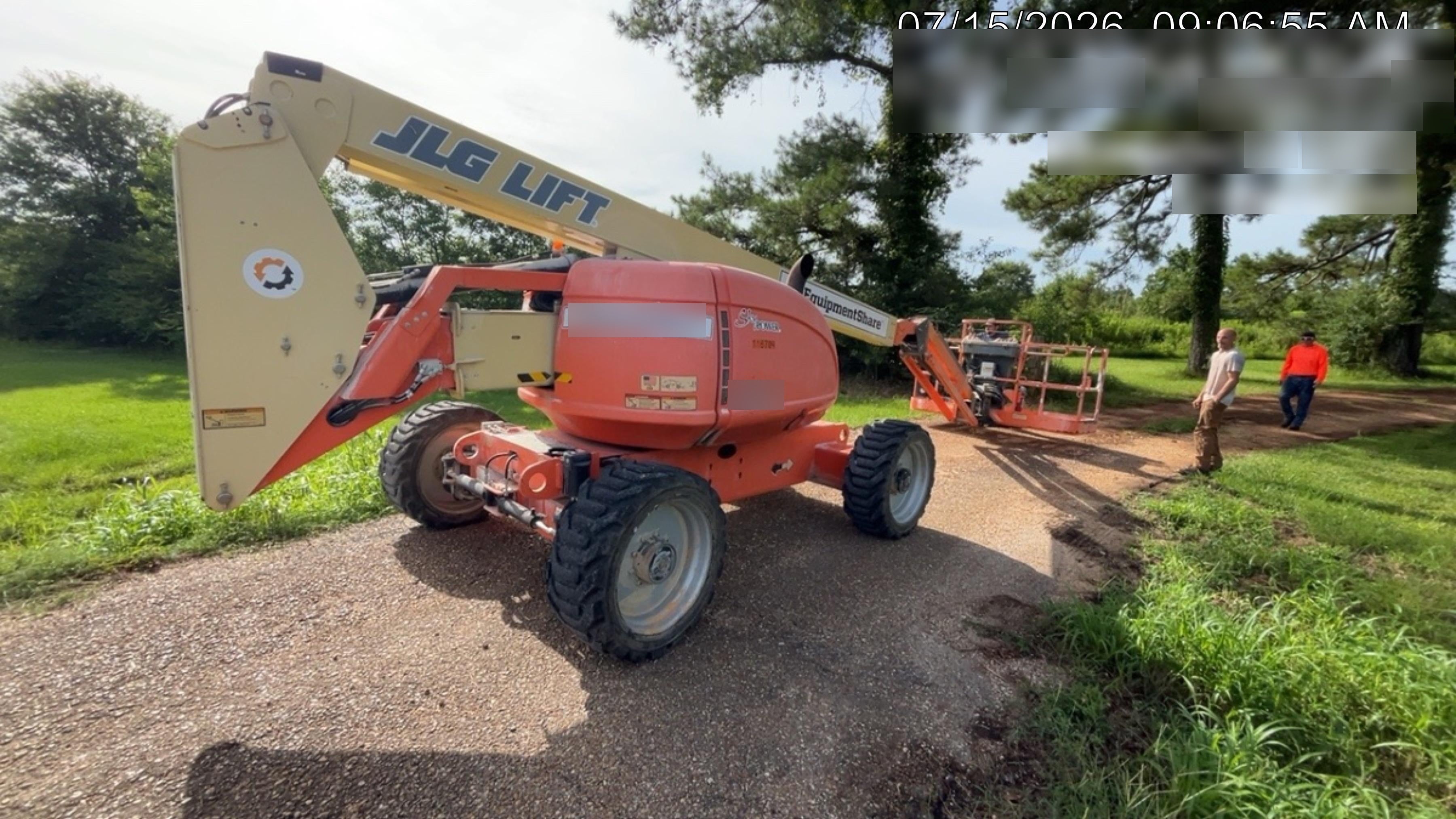 2021 JLG 600AJ