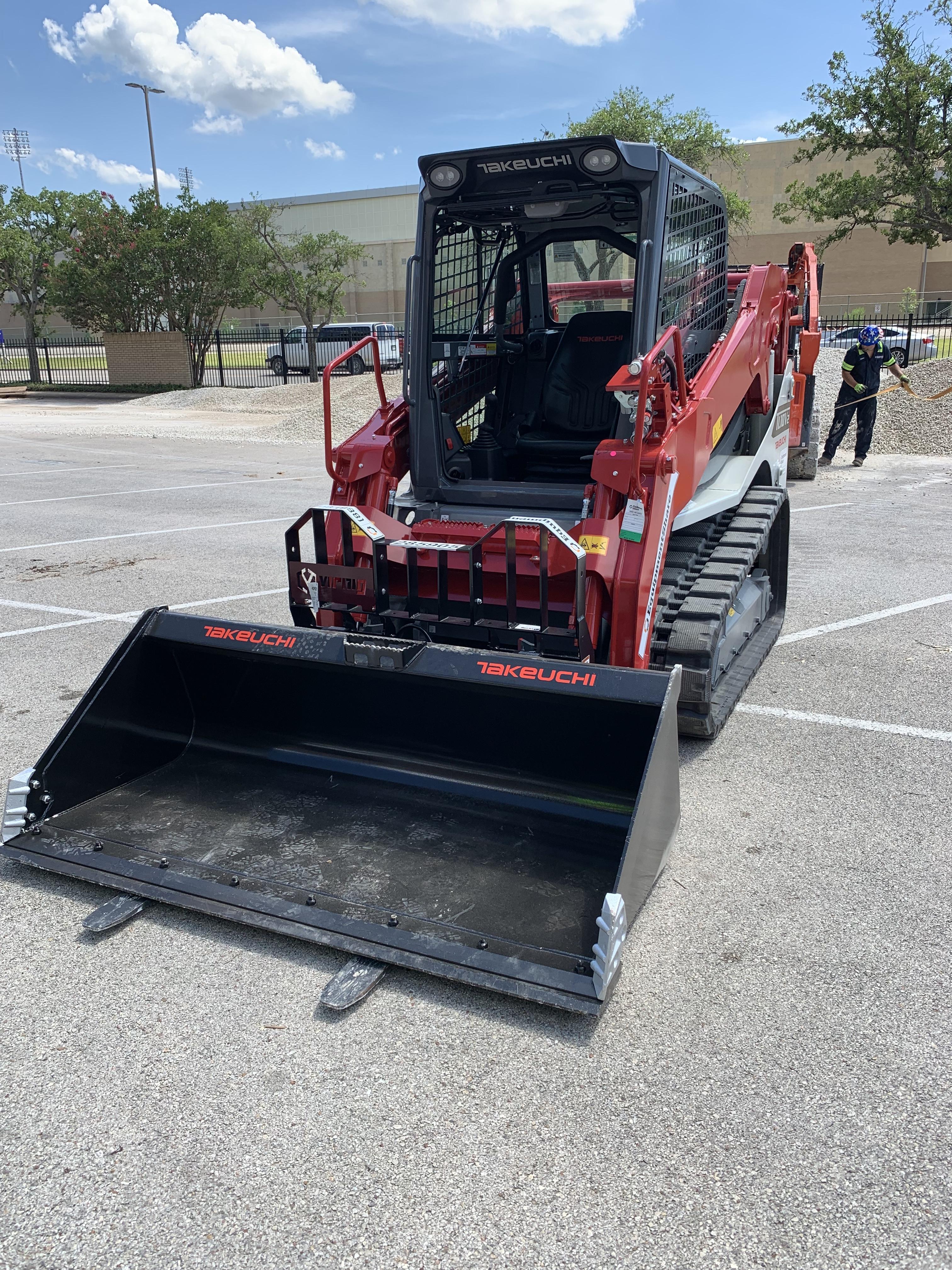 2023 TAKEUCHI TL10V2-CR