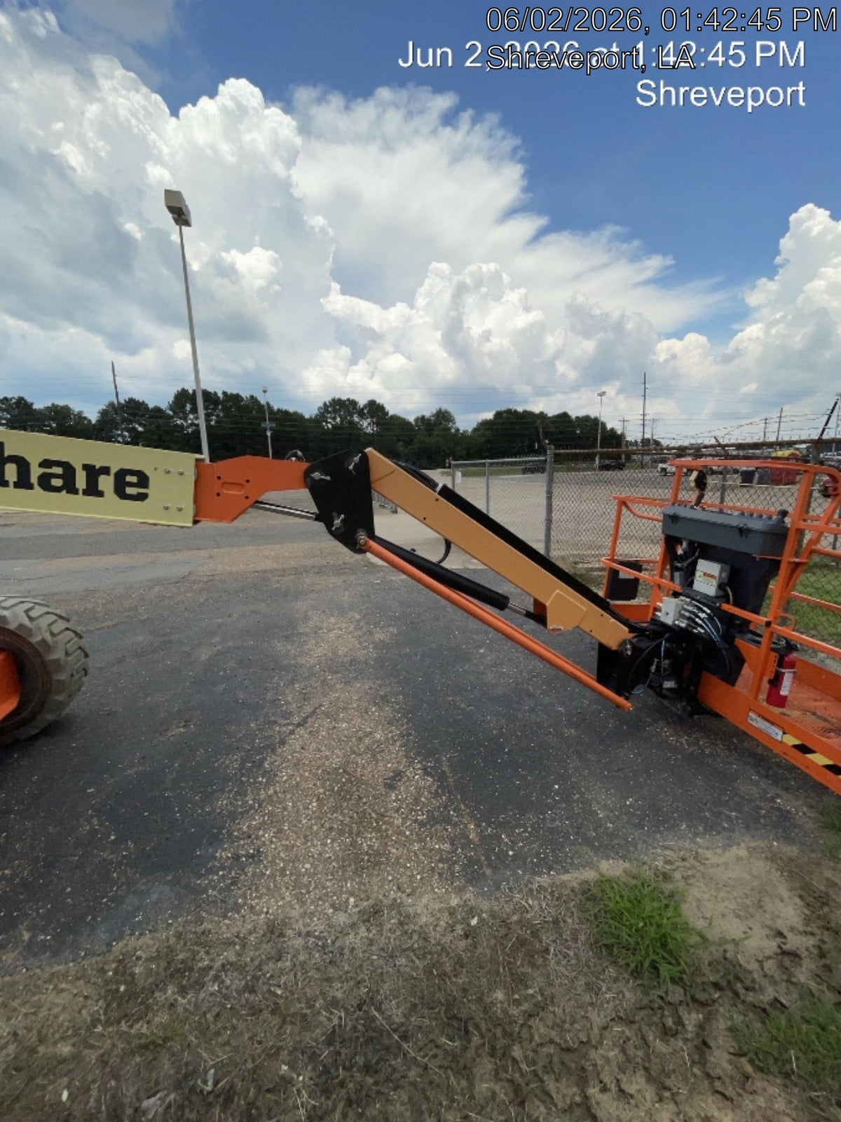 2023 JLG 600AJ