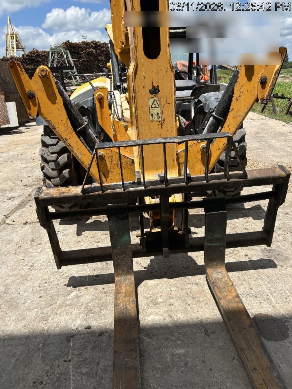 2019 JCB 510-56 74 HP w/Open ROPS, Beacon, Aux Hydraulics, Worklights, Solid Tires 60" Carriage/Forks