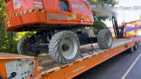 2023 JLG 660SJ
