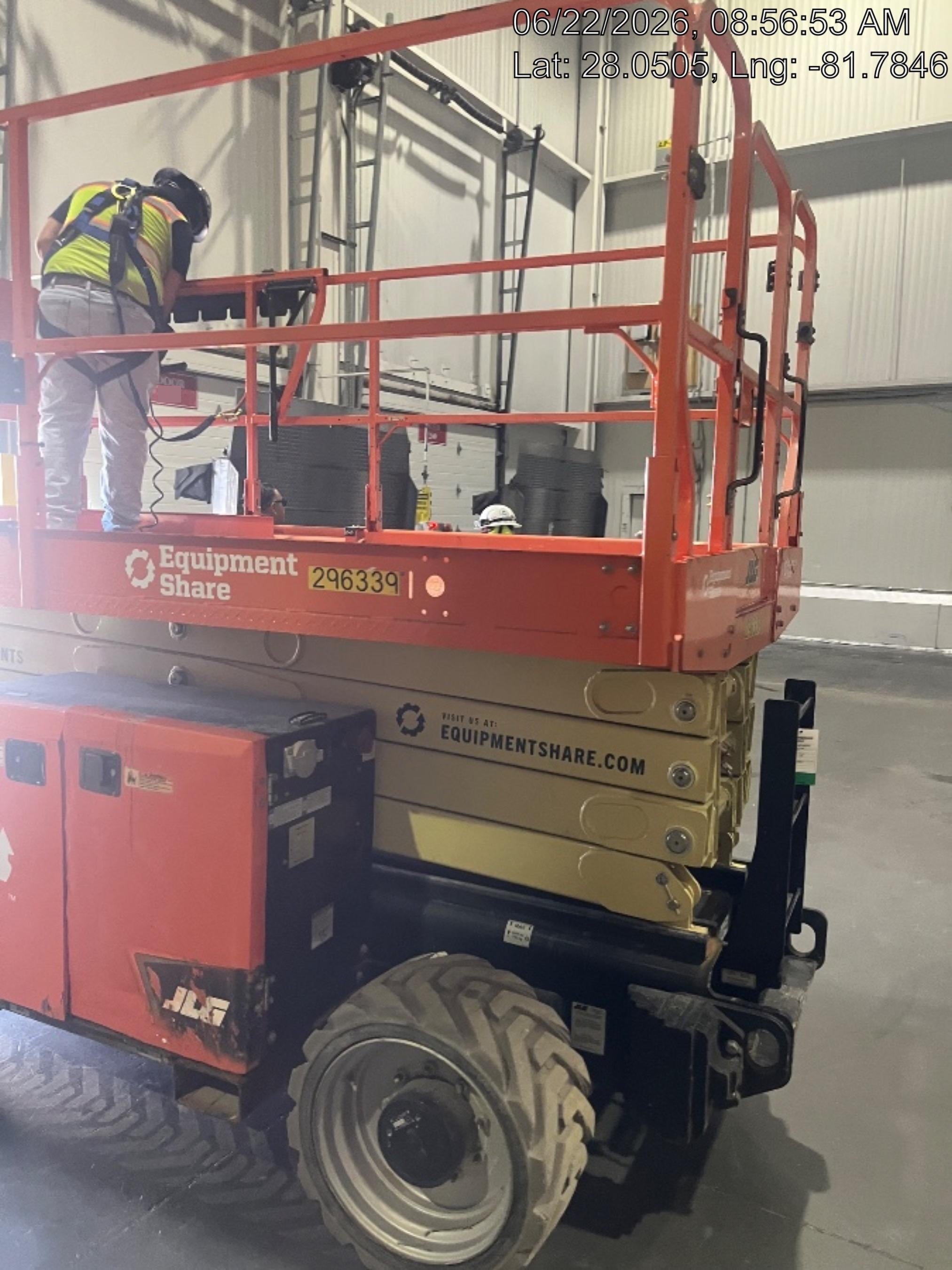 2023 JLG ERT4069