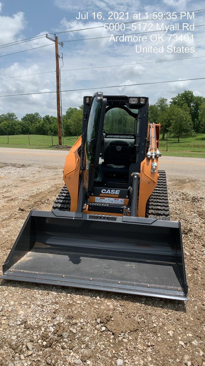 2021 CASE TR270B