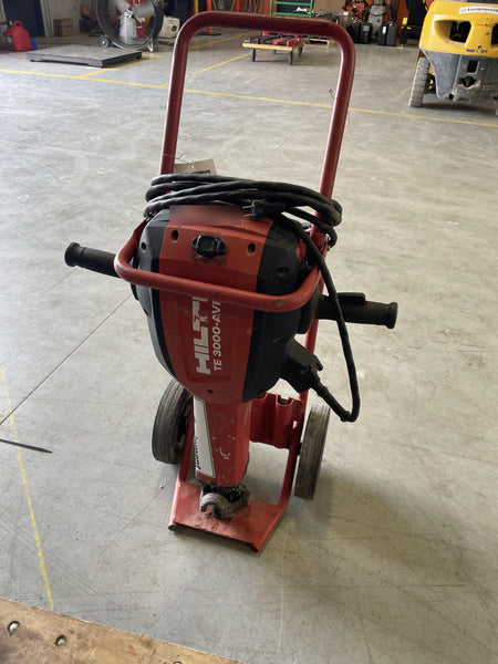 2020 HILTI TE 3000-AVR