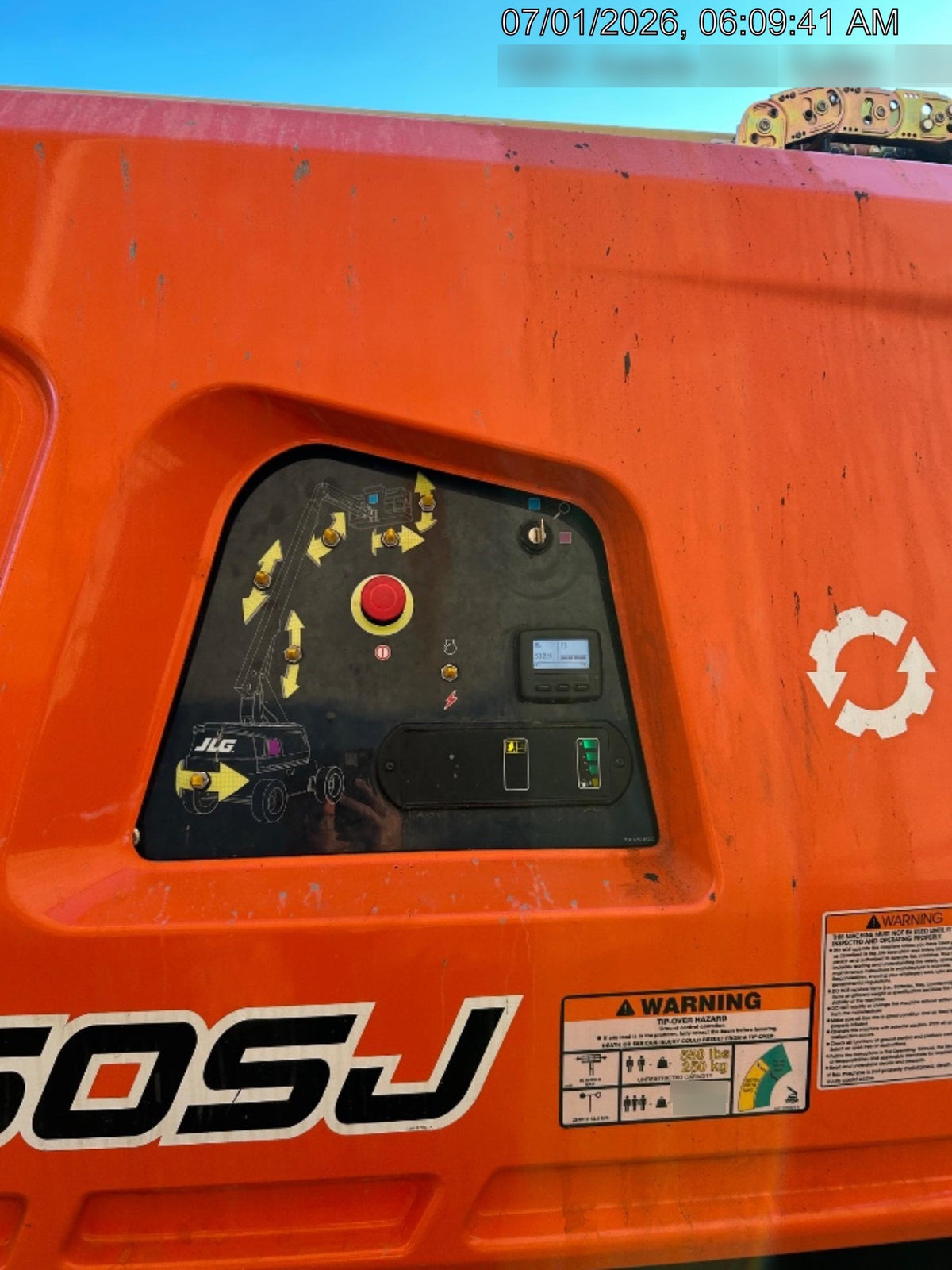 2025 JLG 660SJ