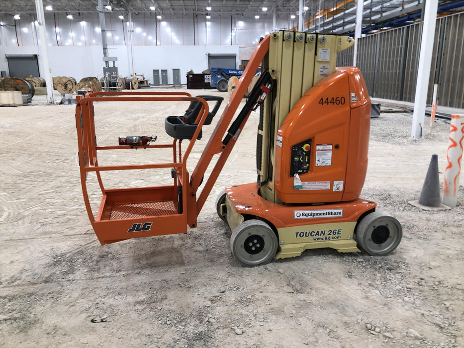 2019 JLG T26E