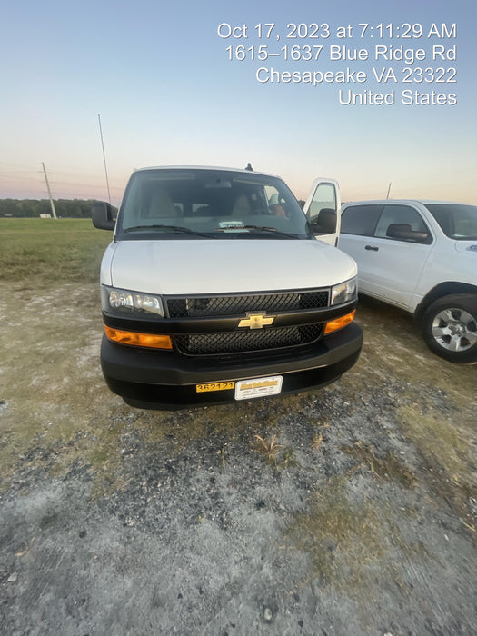 2023 CHEVROLET Express Van - Rental