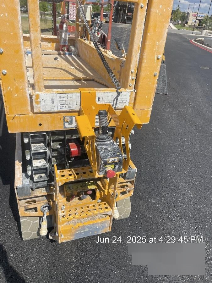 2021 JCB S1930E
