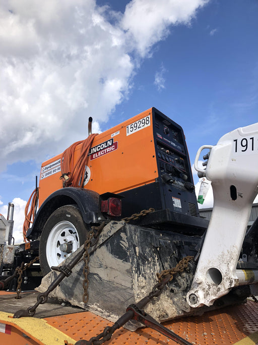 2021 Lincoln Electric Vantage 322 Vantage 322 Ready Pak 3 w/ Decals, ORANGE (includes trailer, cable rack, fender light kit) NO Telematics