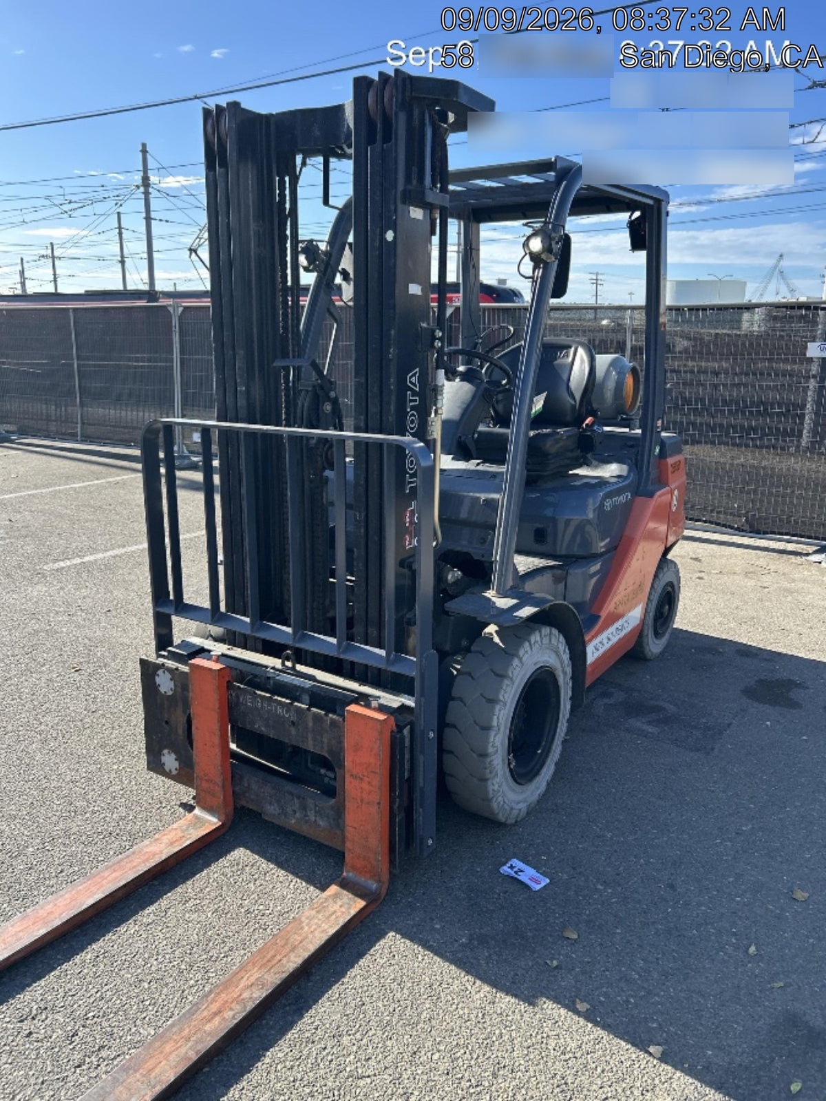 2022 TOYOTA 8FGU25 LP w/ Scale