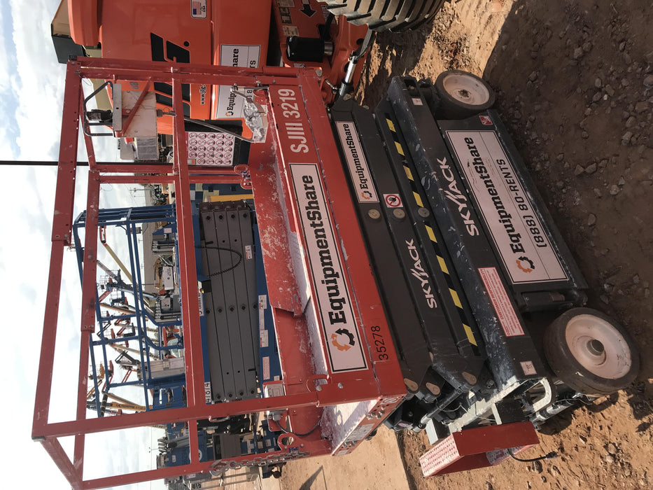 2019 Skyjack SJIII-3219 Standard Options, Trojan Batteries