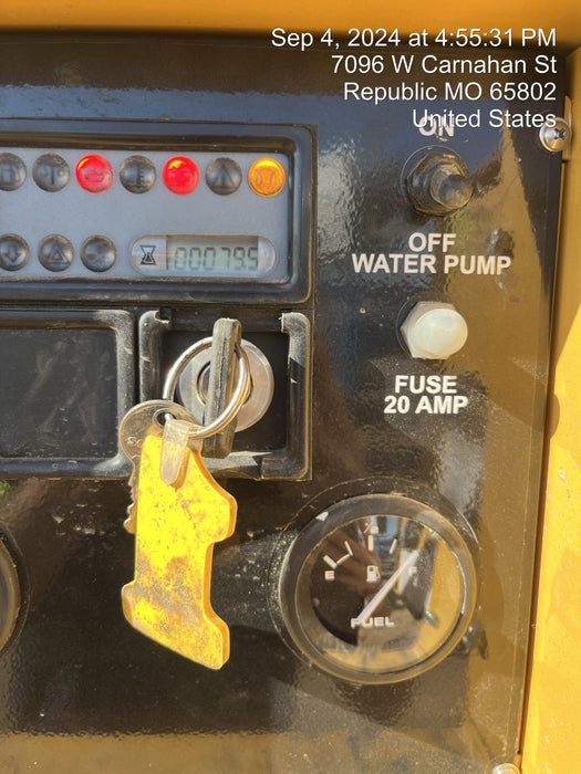 2022 Vac-Tron LP573XDT T4 Koehler Diesel Engine, 500 Gallon Debris Tank, x2 100 Gallon Water Tanks