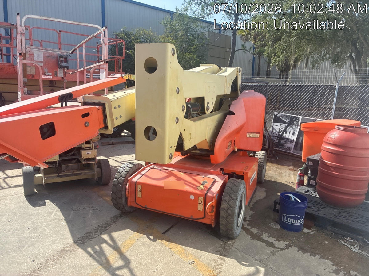 2019 JLG E400AJPN