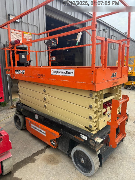 2022 JLG R3246