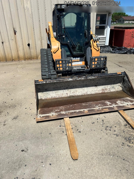 2021 CASE TV450B