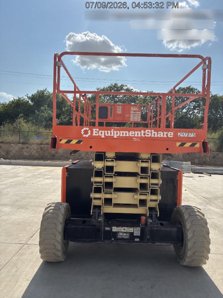 2023 JLG RT4394