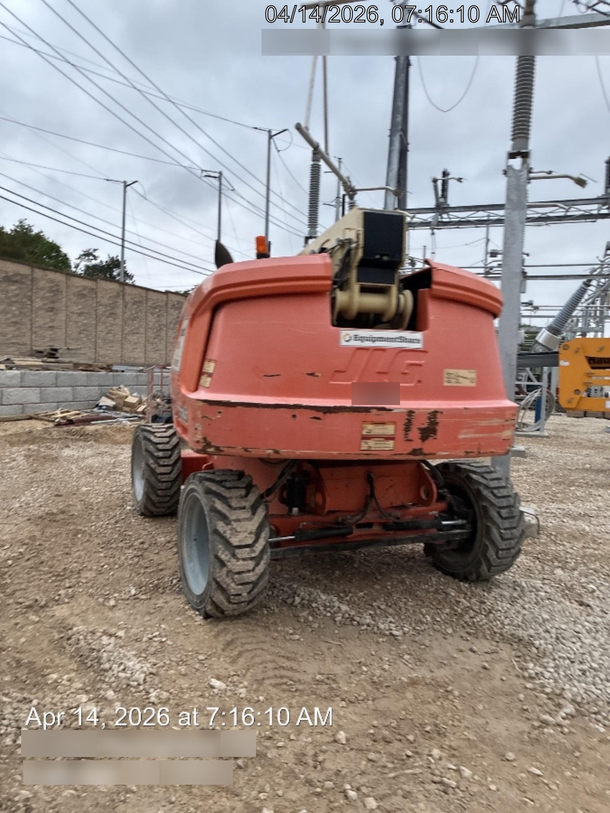 2019 JLG 660SJ