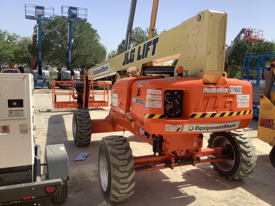 2022 JLG EC600SJ