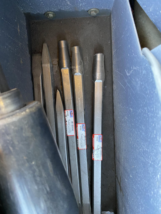 2021 AMERICAN PNEUMATIC TOOL Pistol Grip Rivet Buster