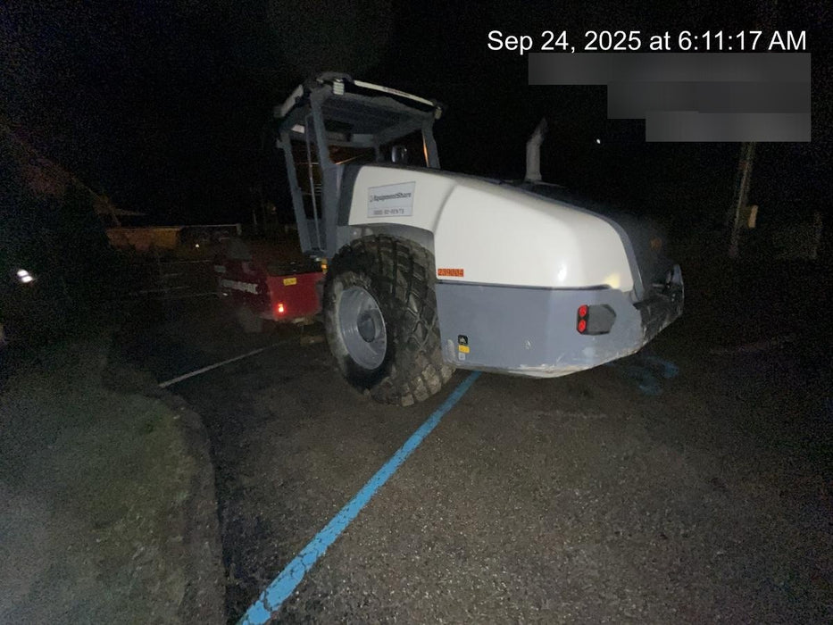 2022 DYNAPAC CA2500D