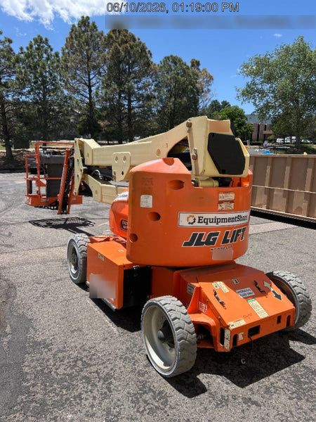 2019 JLG E400AJPN