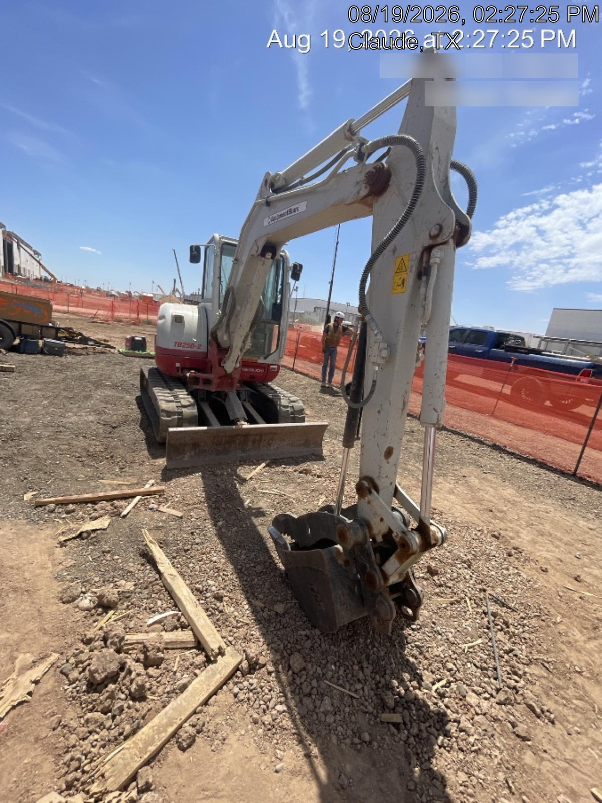 2024 TAKEUCHI TB250-2CR