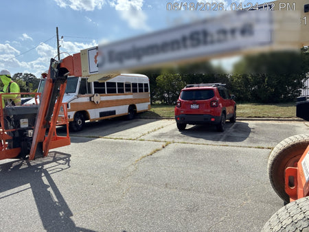 2021 JLG 660SJ
