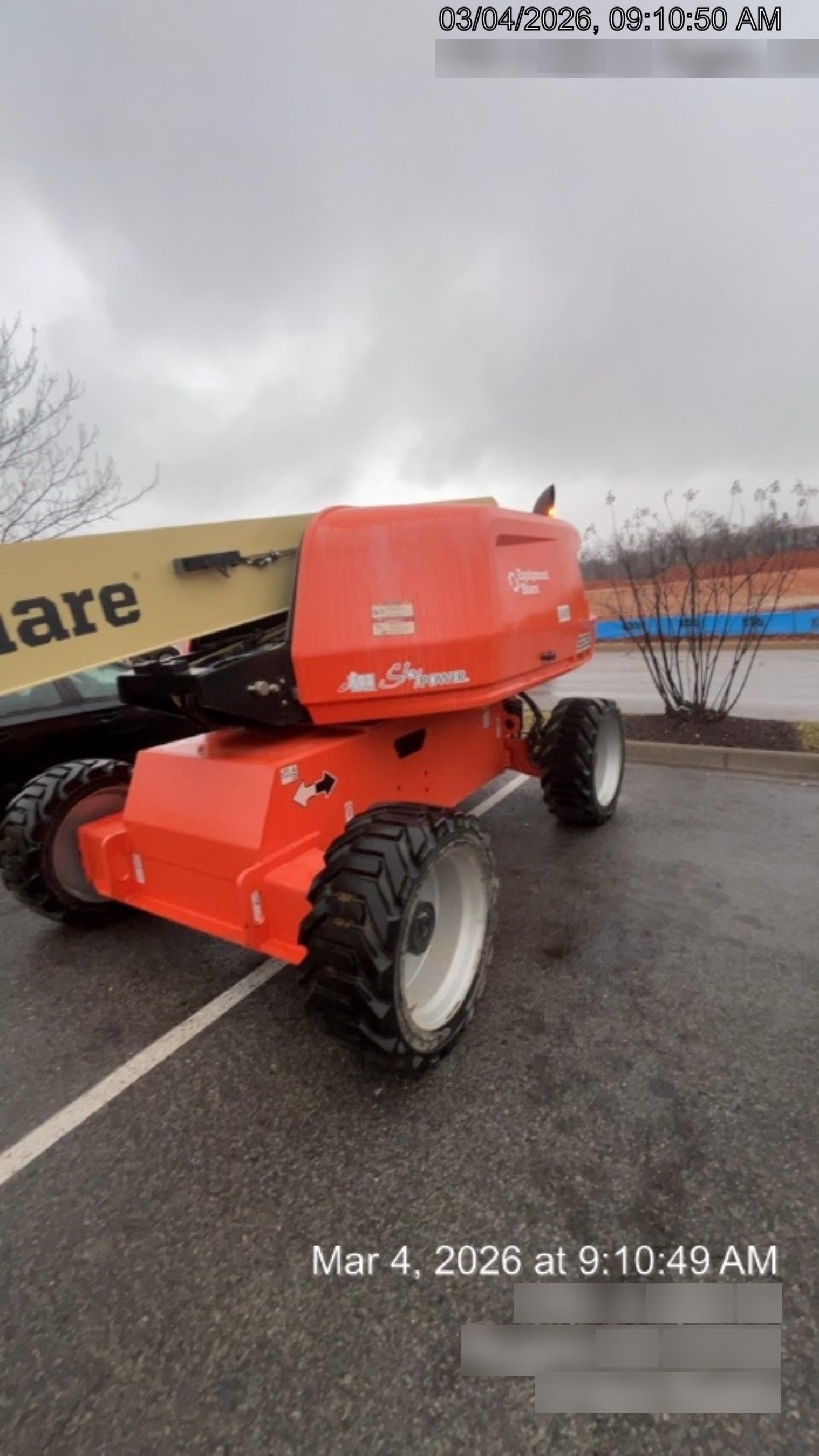 2022 JLG 660SJ